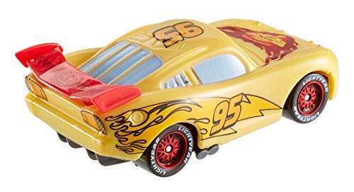 Disney Cars, Color Changer, Lightning Mcqueen [Red To Yellow] Vehicle ...