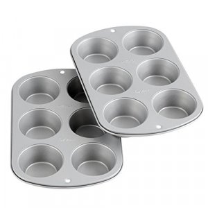 Wilton 2105-1832 Recipe Right Non-Stick Muffin Pan with Lid, 12