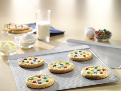 Usa Pan (1030Lc) Bakeware Cookie Sheet, Large, Warp Resistant Nonstick Baking Pan, Made In The Usa From Aluminized Steel