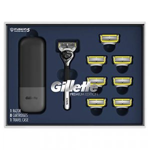 Gillette ProGlide Shield Shave Gift Set for Men - 8 Fusion ProGlide shield Blade Refills,1 Razor Handle, 1 Razor Case