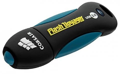 Corsair Cmfvy3A-32Gb Usb 3.0 Flash Voyager Flash Drive - Black