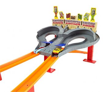 Hot Wheels Super Speed Race