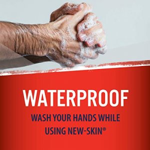 New-Skin Liquid Bandage 0.3 FL OZ, Liquid Bandage for Hard-to-Cover Cuts, Scrapes, Wounds, Calluses, and Dry, Cracked Skin (Packaging May Vary)