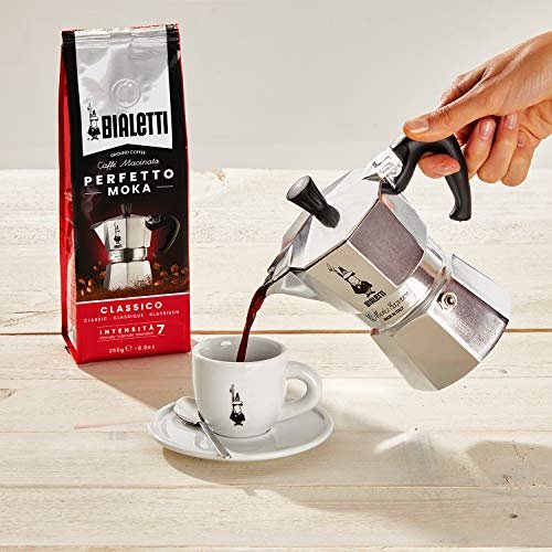 Bialetti New Moka Induction Coffee Maker Moka Pot,Aluminium,Black: Italian  Made,4 Cup 200 ml