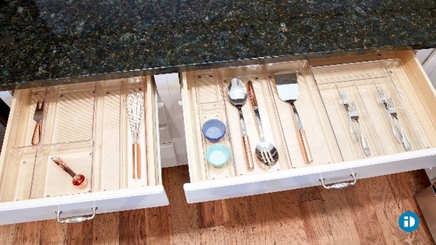 Interdesign 2 in. x 6 in. x 3 in. Clear Linus Drawer Organizer