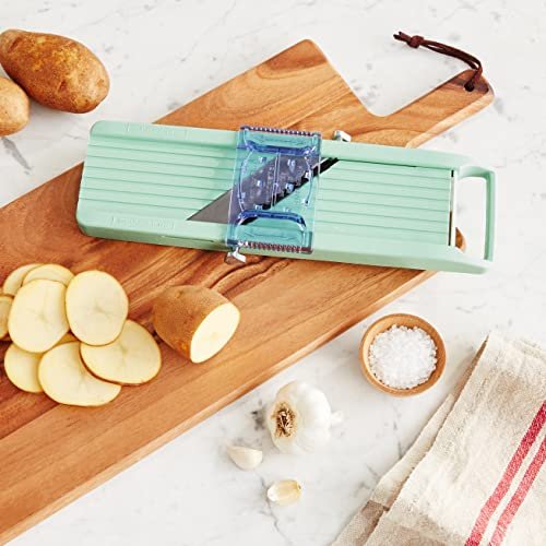 Zyliss 3-in-1 Mango Slicer Peeler and Pit Remover Tool