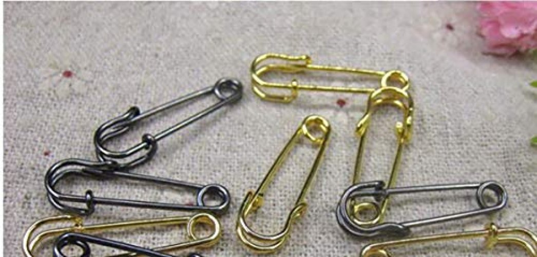 Safety Blanket Pins, Safety Pin Gold