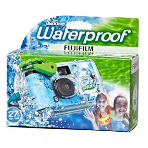Fujifilm Quick Snap Waterproof 27 Exp. 35Mm Camera 800 Film,Blue/Green/White,1 Pack