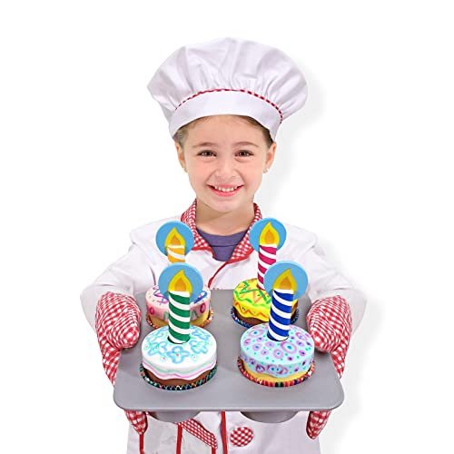 melissa and doug wooden bake and decorate cupcake set