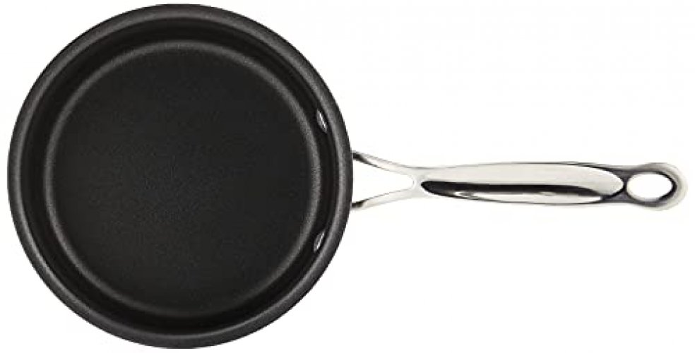 Cuisinart Chef's Classic Aluminum 1.5 Qt. Saucepan with Cover, Black  (619-16)