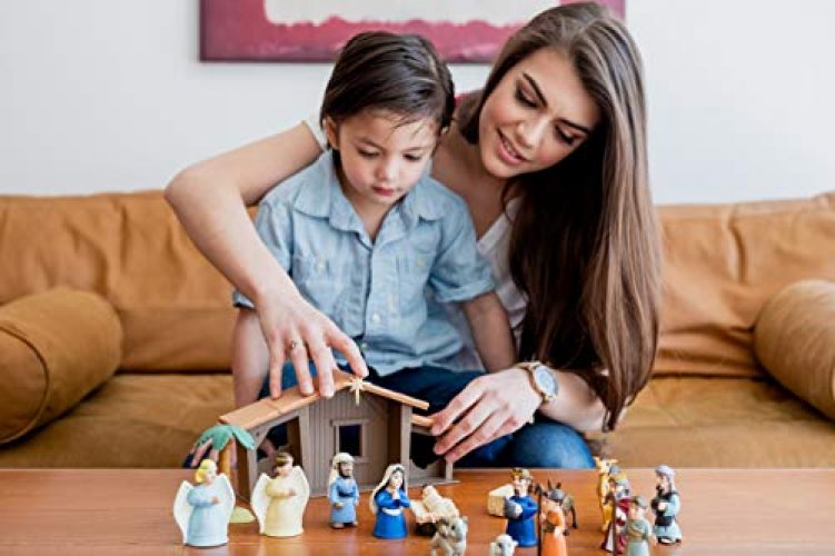 Bibletoys Nativity Set - Christmas Story Manger Scene, 18 Pieces With Birth  Of Baby Jesus Mini-Storybook (In English & Spanish), Little Animals & Fig -  Imported Products from USA - iBhejo