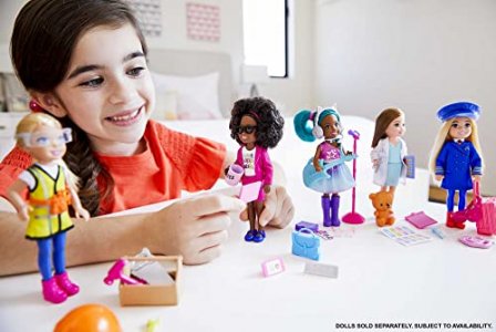 Barbie Chelsea Can Be Playset with Brunette Chelsea Doctor Doll (6-in) Band-aid Stickers, 2 Medical Tools, Teddy Bear, Ages 3 Years Old & Up