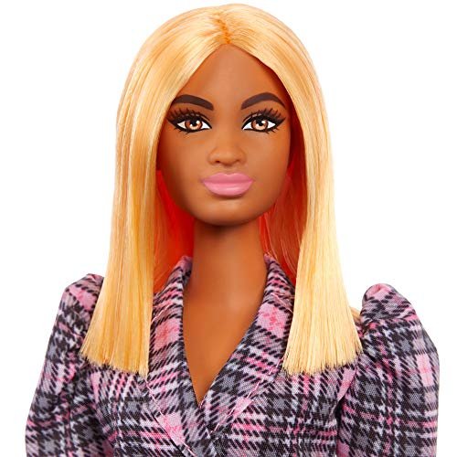 Pink hair barbie sales fashionista