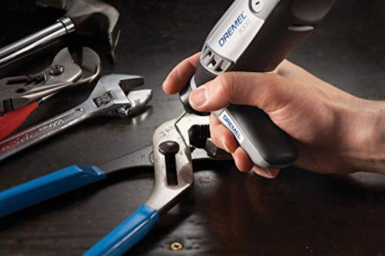 Dremel 3000-1/24 Variable Speed Rotary Tool Kit - 1 Attachment & 24  Accessories, Ideal for Variety of Crafting and DIY Projects – Cutting,  Sanding