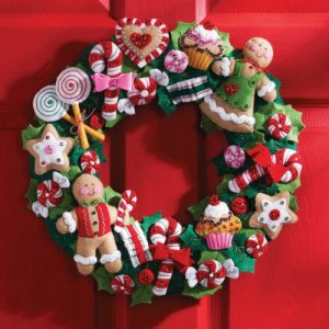 Bucilla Felt Applique Wreath Kit, 15-Inch Round, 86264 Cookies & Candy