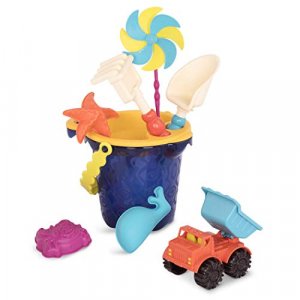 B. toys Sands Ahoy Beach Playset - Medium Bucket Set (Navy) with 9 Unique Sand & Water Toys Phthalates and BPA Free 18 m+