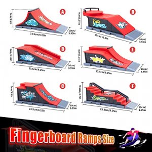 Fingerboard Ramps, WETONG Finger Skateboard Ramp Set Toy with Mini Skateboards for Finger Skate Ramps Set Buildable Ramp for Finger Board Training, S