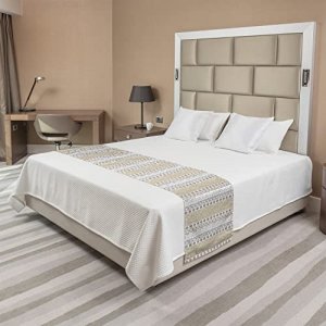 Ambesonne Rose Bed Runner, Vintage Vertical Borders with Abstract Blossoms and Classical Victorian Motifs, Decorative Accent Bedding Scarf for Hotels