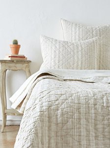 Be-you-tiful Home Adan Natural Quilt, Queen