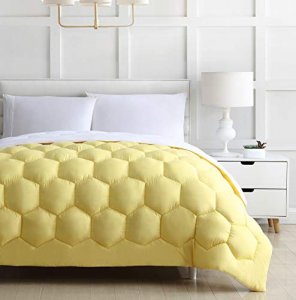 SL SPIRIT LINEN HOME EST. 1988 - Queen Comforter, Soft Reversible Bedding, Stylish Honeycomb Design, Lightweight Home Decor, Queen, Yellow/White