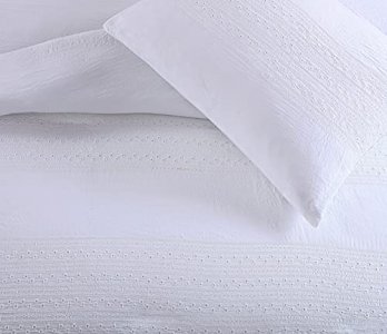 Decor and Home Lyla Textured Eyelet Comforter Set with Matching Pillow Shams (White, King)