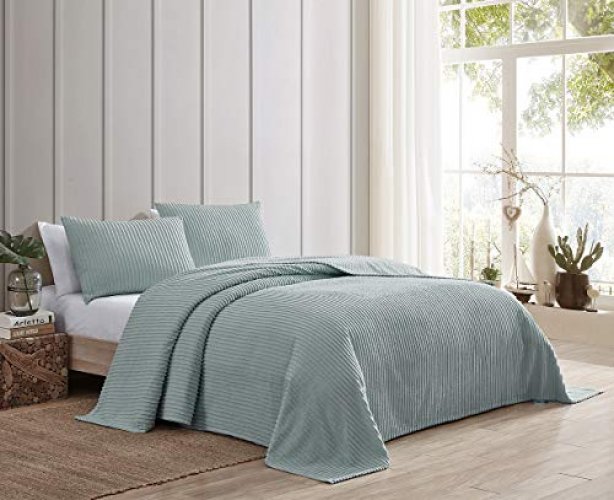 Beatrice Home Fashions Channel Chenille Bedspread King Blue