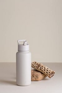 Simple Modern Water Bottle with Straw and Chug Lid Vacuum -Almond