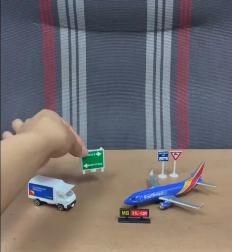 Daron Southwest Airlines Airport Playset Blue Imported Products from USA iBhejo