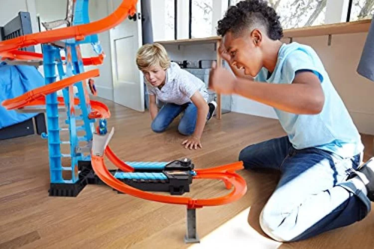 Hot Wheels Sky Crash Tower Track Set, 2.5+ Ft High With Motorized