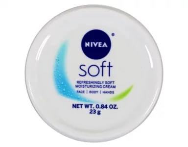Nivea Soft Refreshingly Soft Moisturizing CrMe.84 Oz (2 Pack)