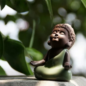 Kingzhuo Ceramic Tiny Cute Baby Buddha Statue Monk Figurine - Home Decoration Zen Decor Peaceful Rulai Figurine (C)