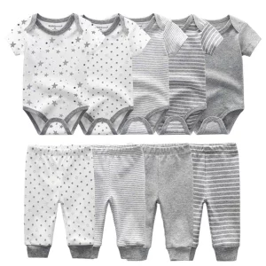 Kiddiezoom Unisex Newborn Baby Short-Sleeve Bodysuit Baby Layette Essentials Giftset Clothing Set