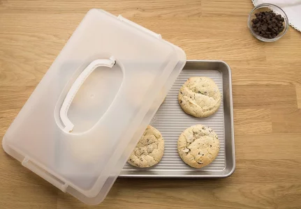 USA Pan Bakeware Nonstick Jelly Roll Pan With Lid, White