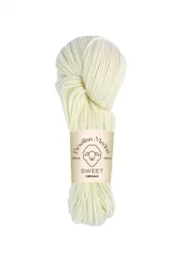 CIRCULO Sweet Merino Wool Yarn - 100% Brazilian Merino - Washable, Soft, Warm, and Luxurious - Perfect for Knitting & Crochet - DK - 328yds / 3.52oz 