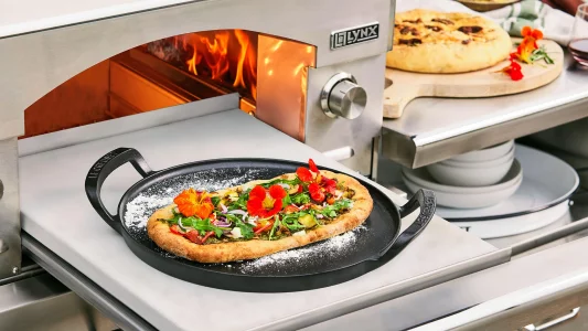 Le Creuset Alpine Outdoor Collection Enameled Cast Iron Pizza Pan, 15