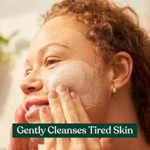 The Body Shop Edelweiss Cleansing Concentrate - Facial Cleanser - Gently Cleanses Tired, Dehydrated Skin- Vegan - 100ml
