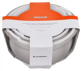 Le Creuset Set of 3 Nested Mixing Bowls w/Nonslip Silicone Base & Plastic Air Tight Lids