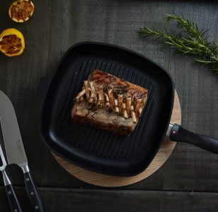 Swiss Diamond Nonstick Square Grill Pan - 9.5 x 9.5 Diamond-Coated, Oven Safe, Made in Switzerland
