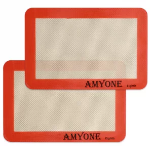 AMYONE Silicone Baking Mat for 1/8 Sheet Pan, Eighth Non-Stick Silicone Baking Sheet Liner for Cookie Macaron Bread Pastry, Food Grade Silicone Mat f