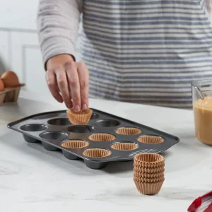 GUSTO [500 Pcs] Kraft Mini Cupcake Liners for Baking - Food Grade & Grease-Proof, Durable Baking Cups for Muffins, Cupcakes, and More - Formerly Comf