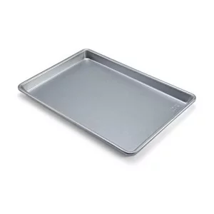 Chicago Metallic Commercial II Traditional Uncoated True Jelly Roll Pan, Make jelly rolls, cookies, pizza, one-pan meals, and more, 15-Inch by 10-Inc