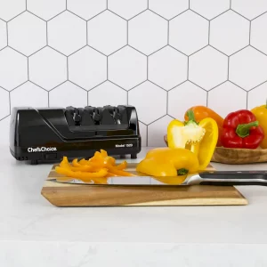 Chefs Choice Professional Electric Knife Sharpeners AngleSelect for 15- and 20-Degree Straight-Edge and Serrated Knives with Diamond Abrasives & Pre