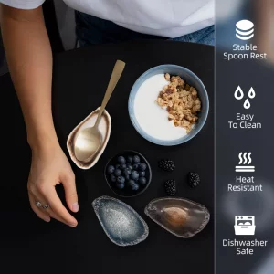 LINXUXIE Ceramic Spoon Rest for Stove Top, 3 PCS Shell-Shaped Stable Glaze Sauce Tray Fruits Dish Porcelain Utensil Spoon Holder for Kitchen Counter 